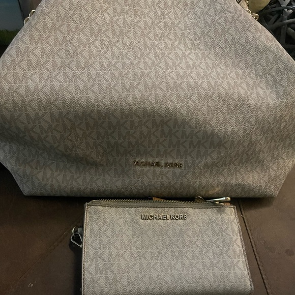 Michael Kors Purse and Wallet - Picture 4 of 4